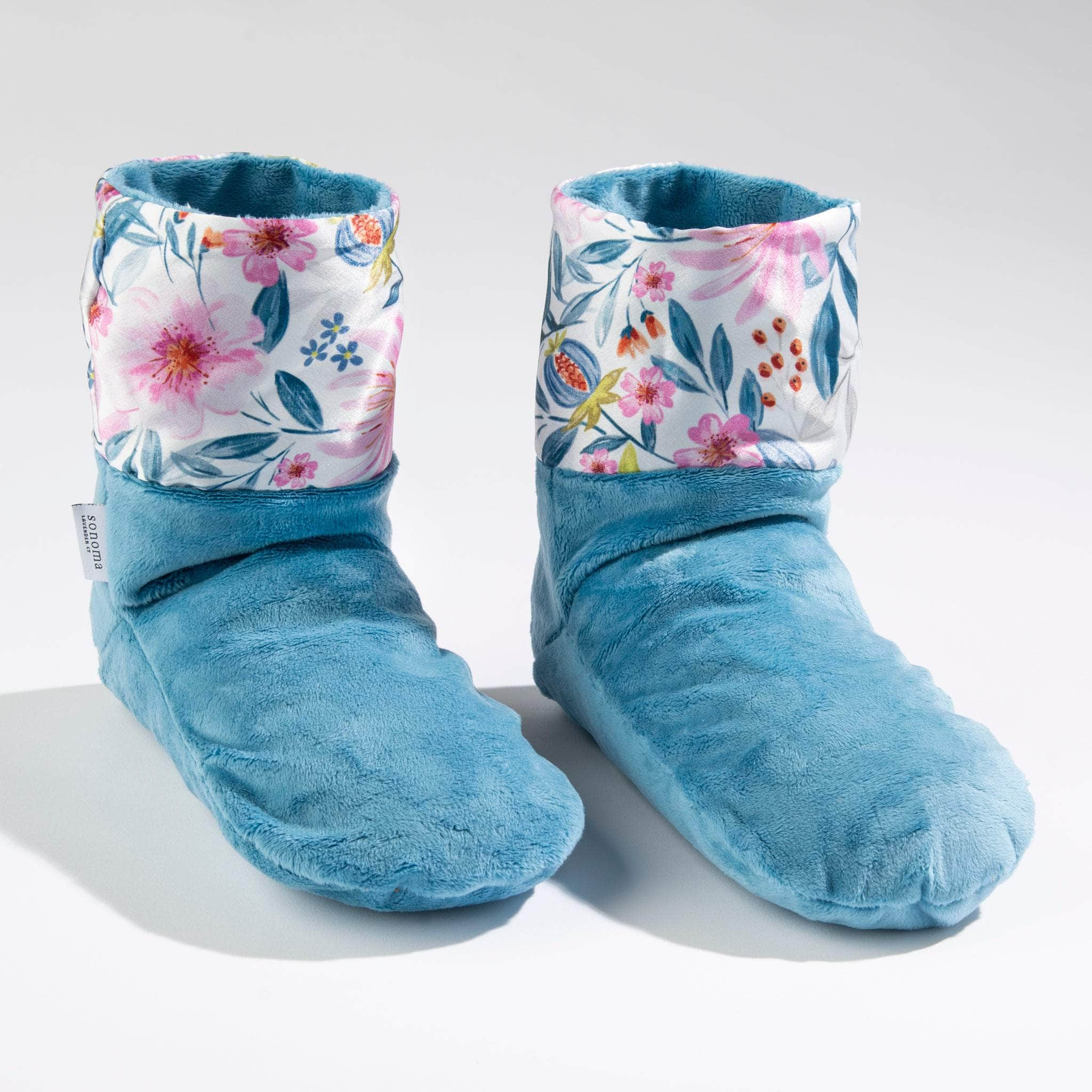 Soothe tired feet with our Lavender Spa Booties—warm, plush comfort infused with calming lavender for the ultimate at-home spa experience and relaxation.