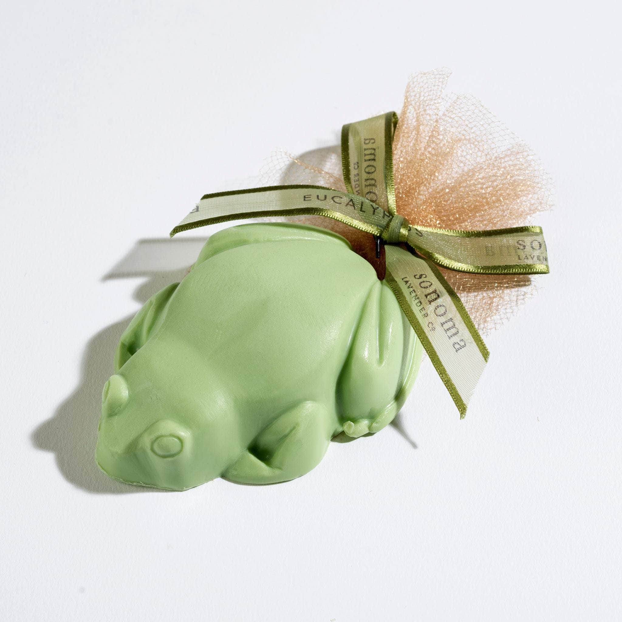 Refreshing eucalyptus-scented soap shaped like a charming frog, infused with nourishing ingredients for a revitalizing cleanse.